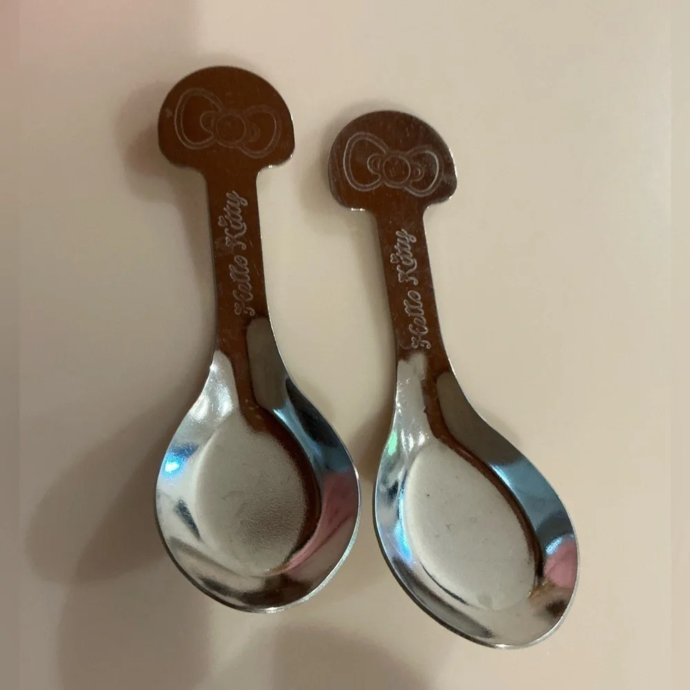 Sanrio Hello Kitty Stainless Steel Bowl with Lid with Mini Spoons in Pink